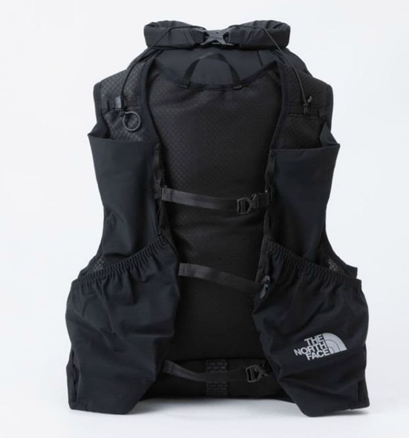 TR　ROCKET 　15L　Mサイズ　トレラン　 バックパック