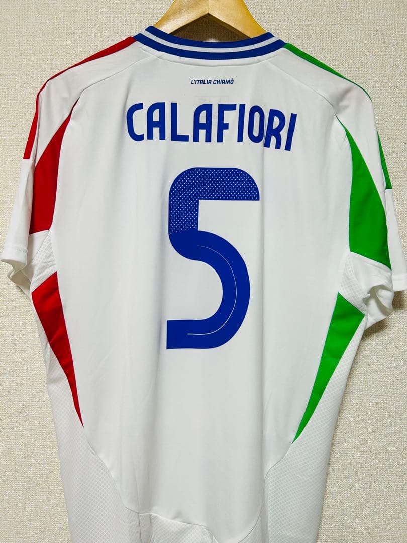 【正規品】イタリア代表 カラフィオーリ アウェイユニフォームＬサイズ新品未使用