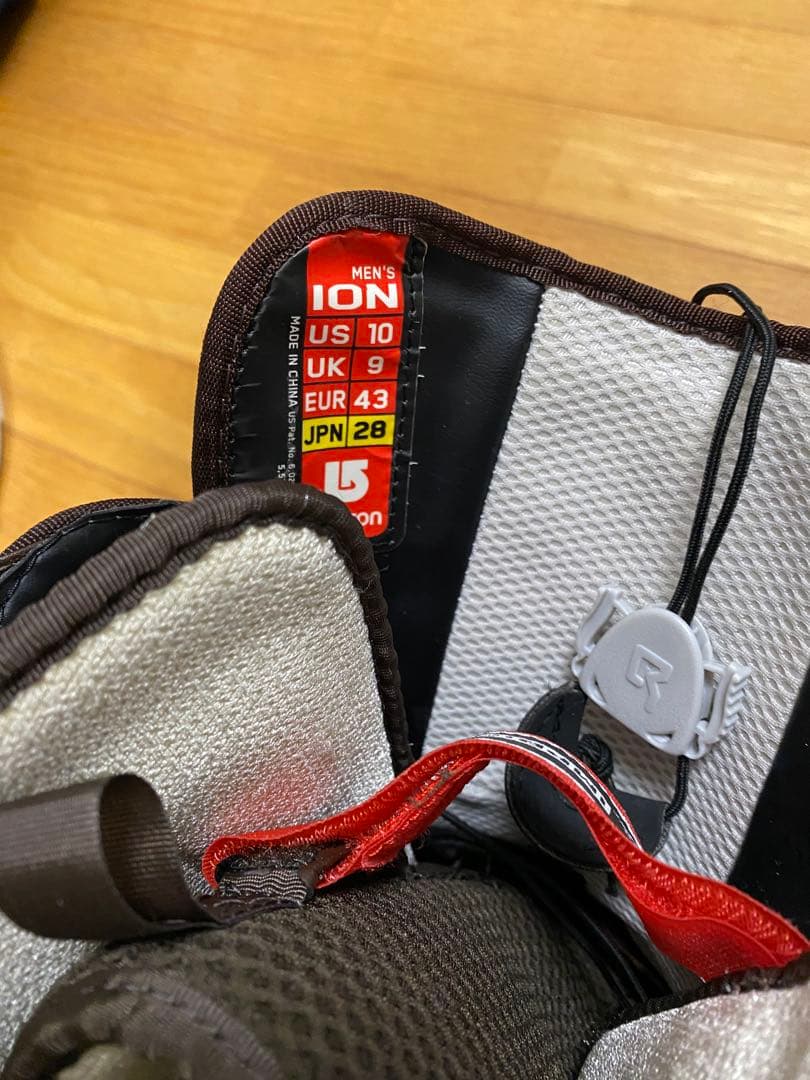 バートン　スノーボードブーツ　ION