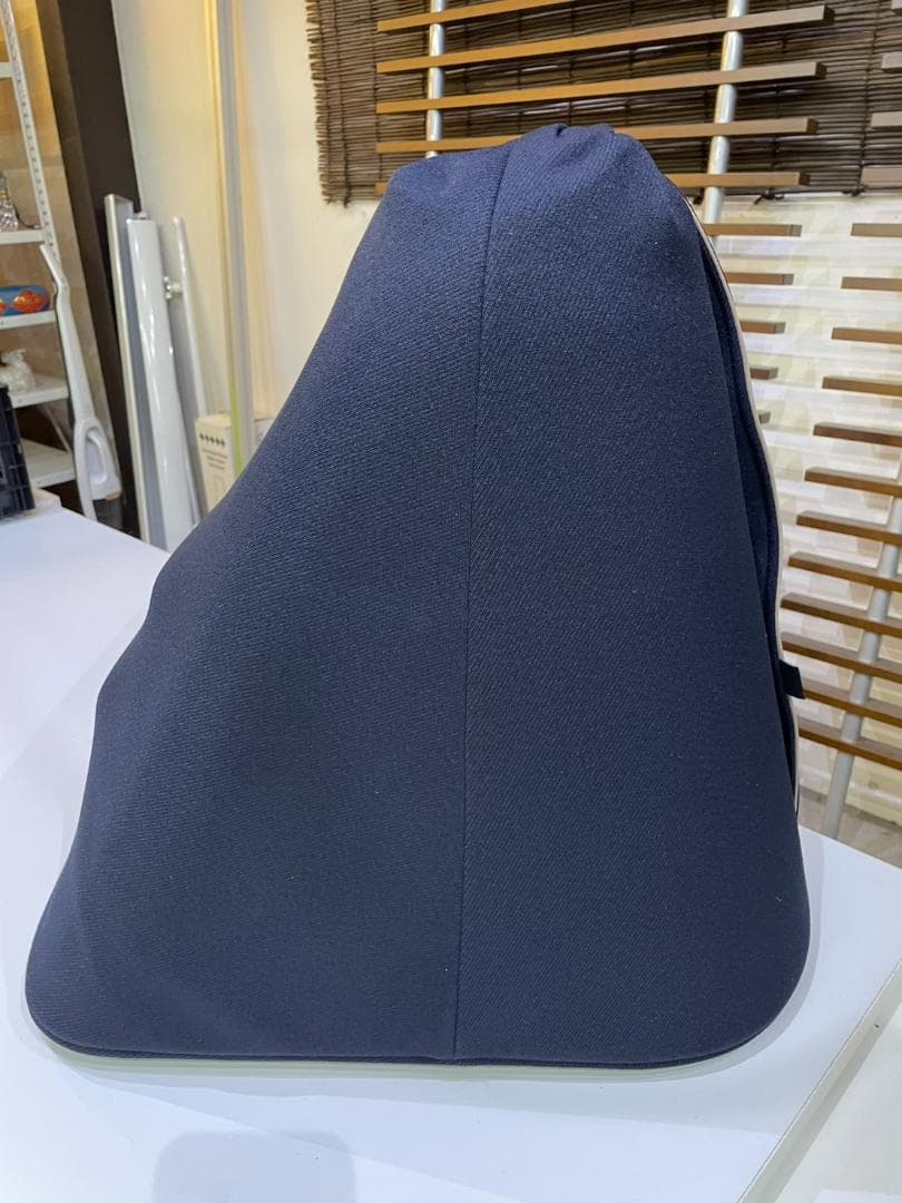 本日セール！ buno 部屋に溶け込む背もたれローラーソファ 背もたれクッション