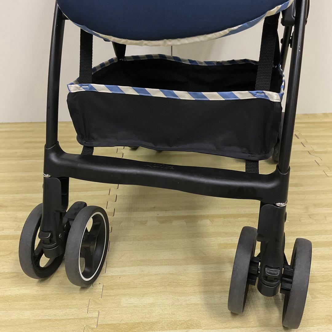 綺麗！アップリカ ラクーナ エアー AC マリンボーダーネイビー