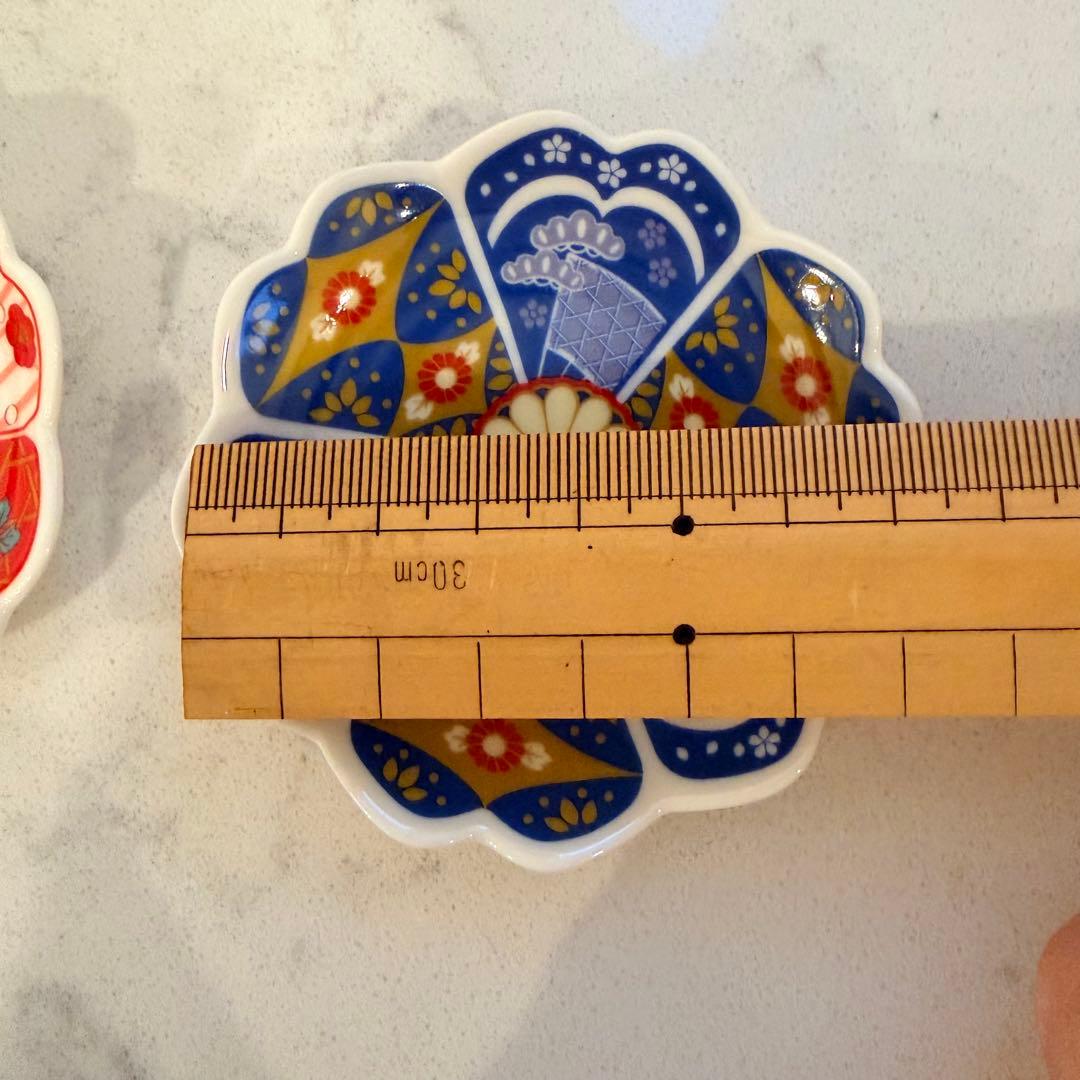 【新品】豆皿　小皿　晴れの日　花柄陶磁器皿4枚セット