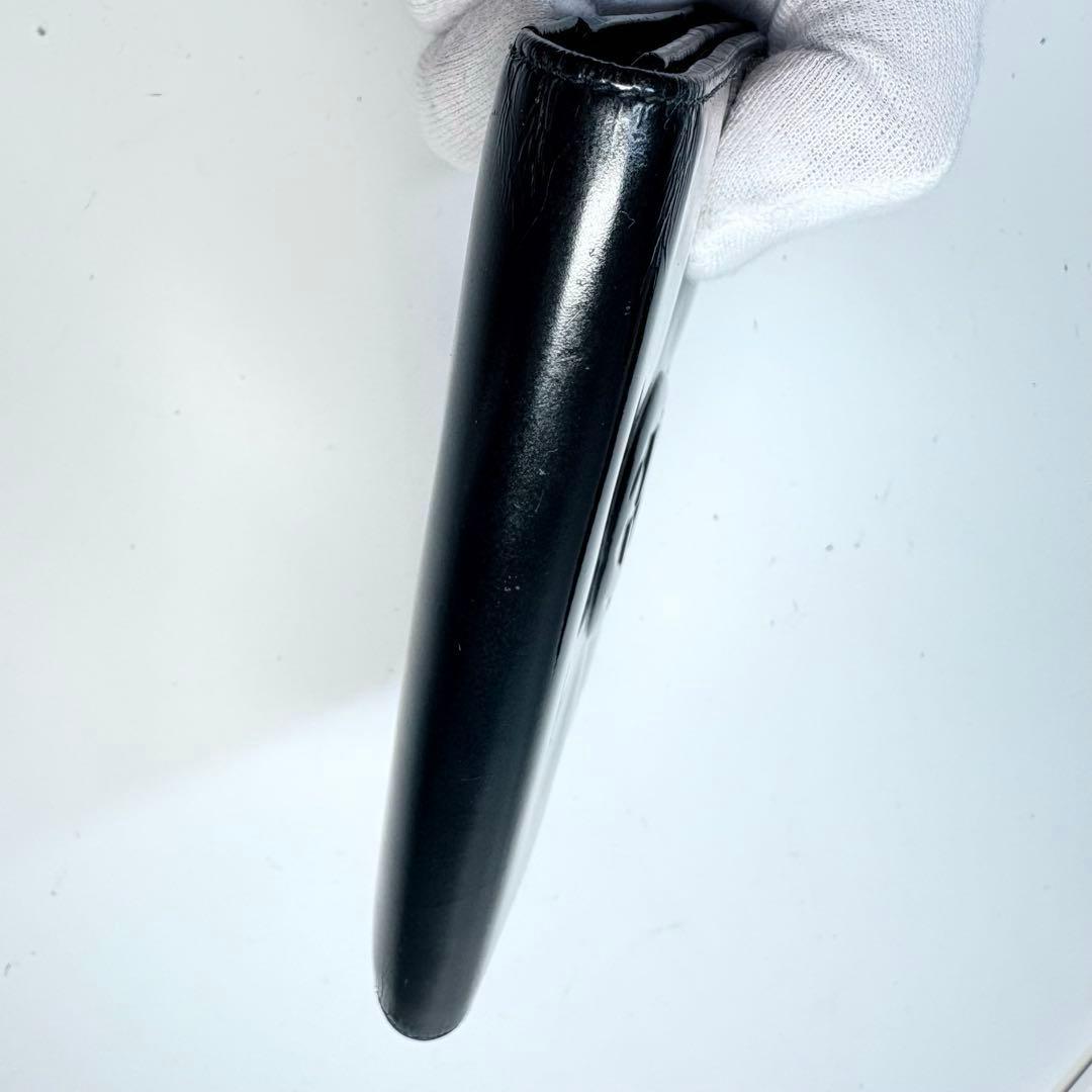 極美品　GUCCI グッチ　がま口エナメルパテントレザー三つ折り財布ブラック黒