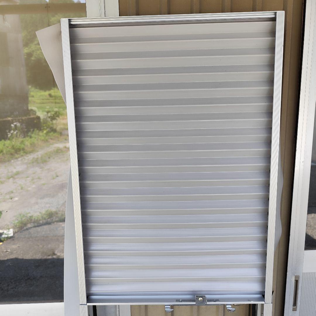 車部品（様）　コイズミ 窓用エアコン KAW-1952 15年製