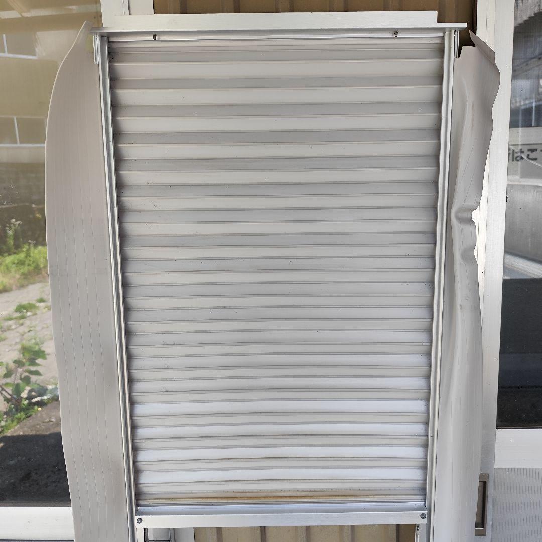 車部品（様）　コイズミ 窓用エアコン KAW-1952 15年製