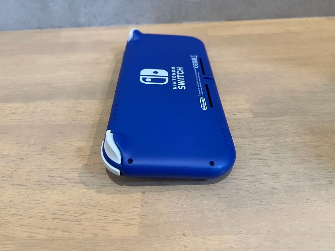 【switch Lite本体】Nintendo Switchライト本体 ブルー