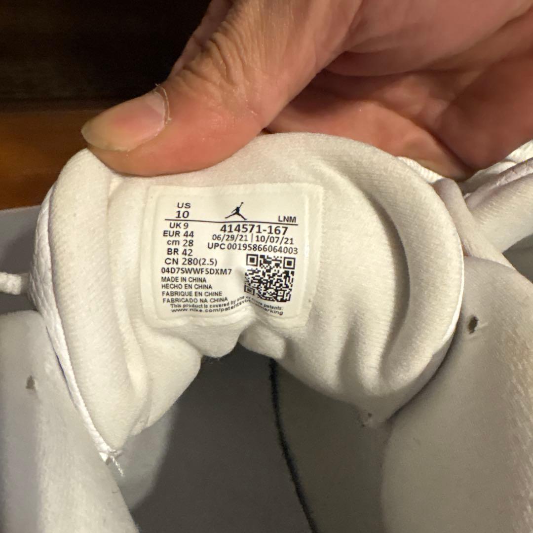 からあげくんNIKE AIR JORDAN 13 del sol 28cm