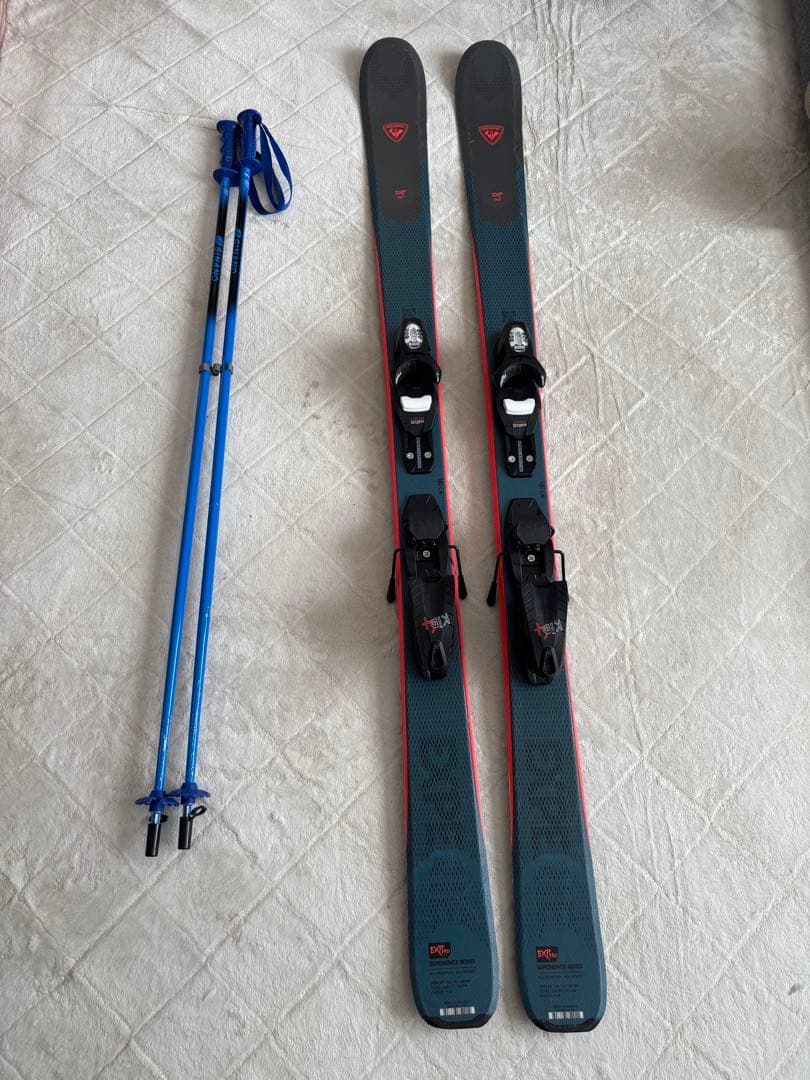 スキー板140cmとストック