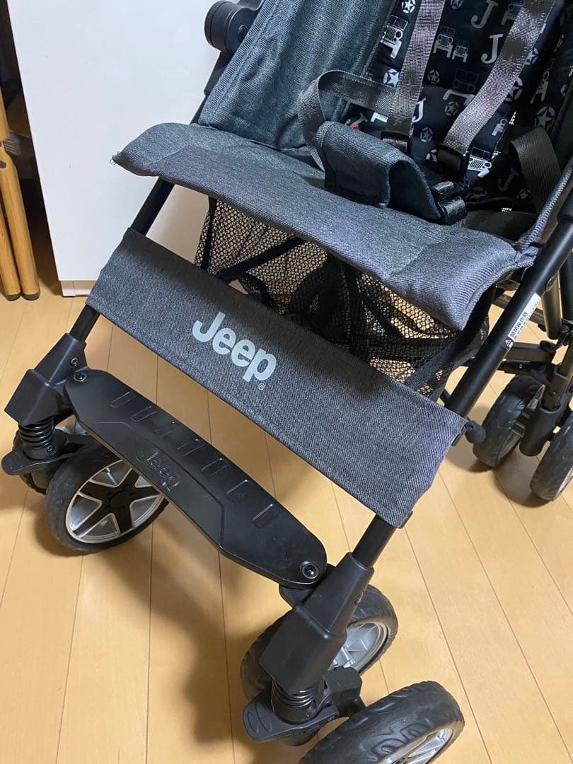 Jeep スポーツリミテッドプラス　B型ベビーカー