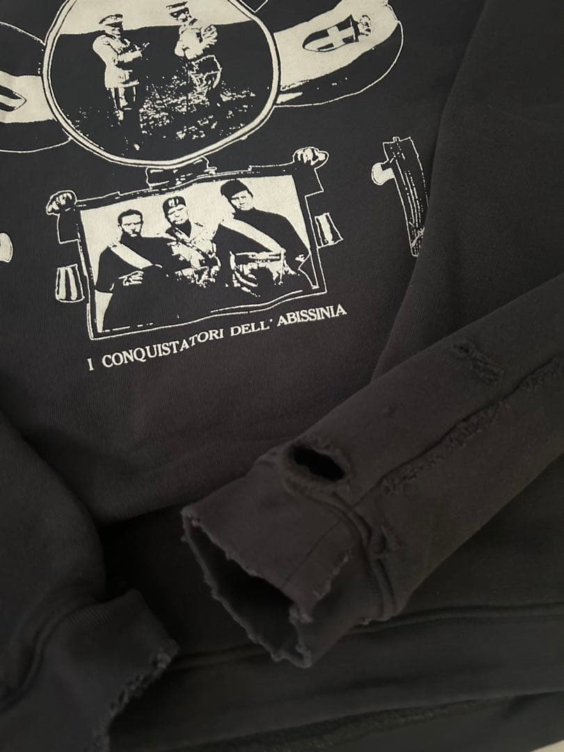 トップス ENFANTS RICHES DEPRIMES MUSSOLINI HOODIE