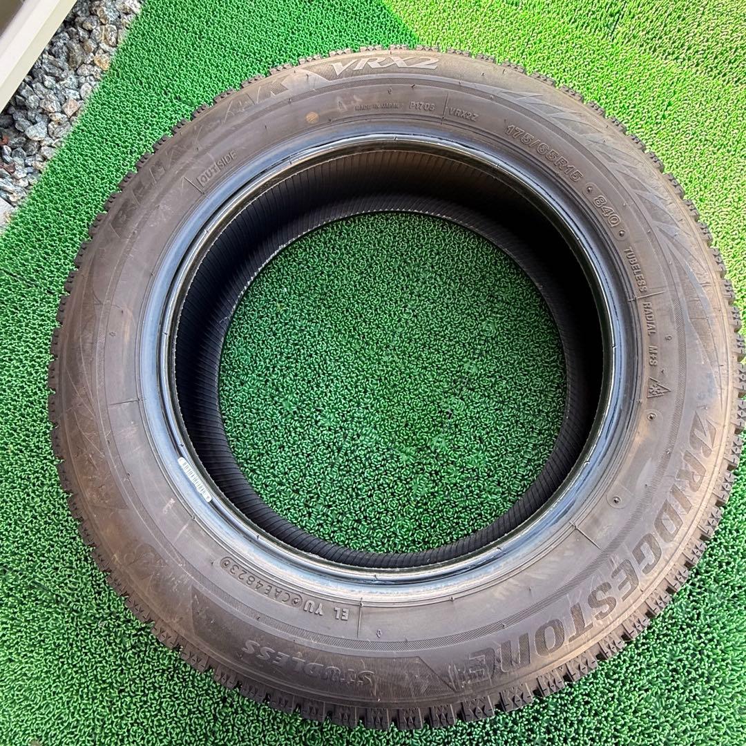 BS ブリザック　VRX2 175/65R15 2023年製　2本　送料込　②