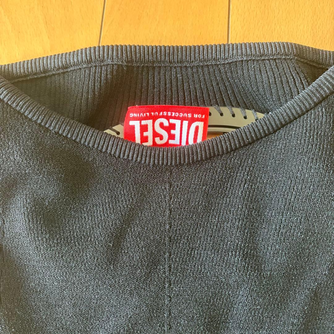 ディーゼル　バンドゥ　Dマーク　トップス