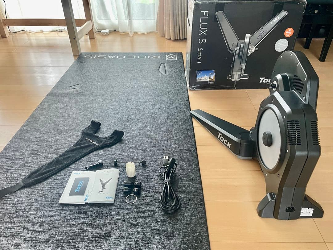 アクセサリー S.H.I.E.L.D.Tacx FLUX S Smart Trainer