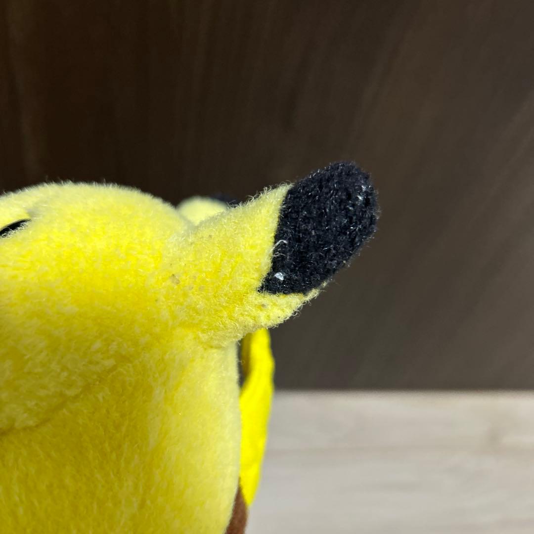 ピカチュウ ぬいぐるみ　tomy