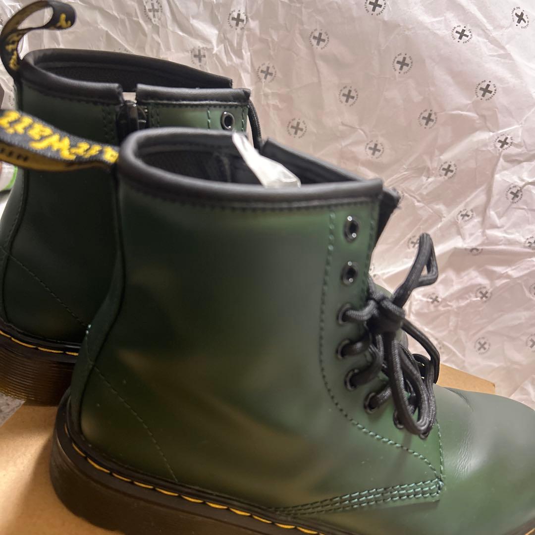 わさび Dr.Martens キッズ8ホールブーツ　グリーン