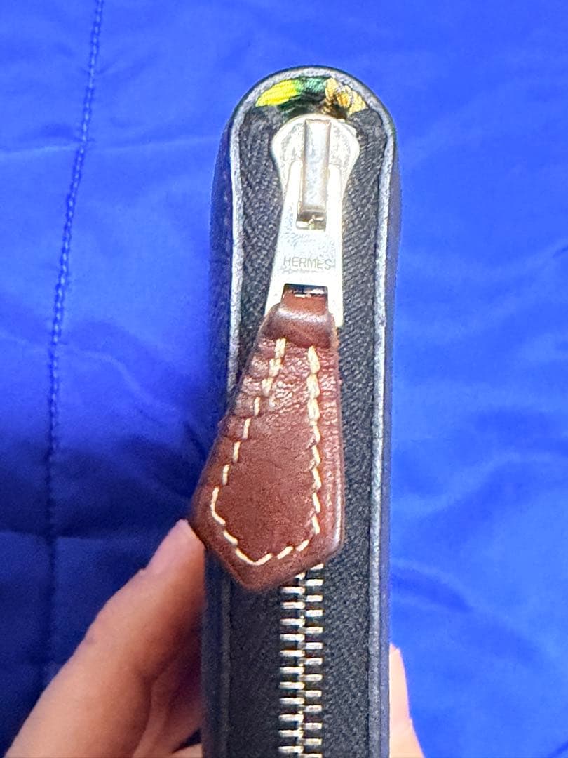 HERMESエルメス アザップ シルクインコンパクト 黒エプソン 内側グリーン