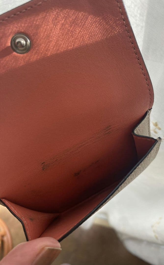 LOEWE 正規品トライフォールドウォレット ライトオーツ ハニー