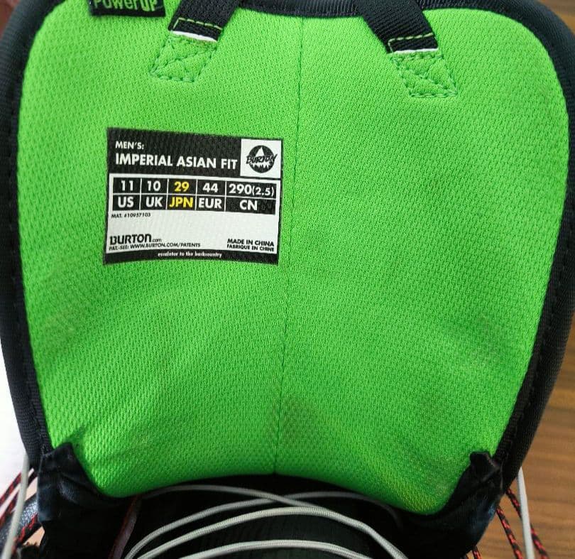 セール中！【BURTON IMPERIAL ASIAN FIT 29.0㎝】