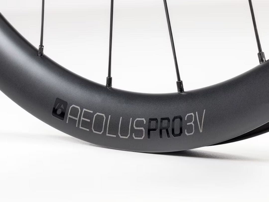 AEOLUS PRO 3V ホイールセット チューブレス対応