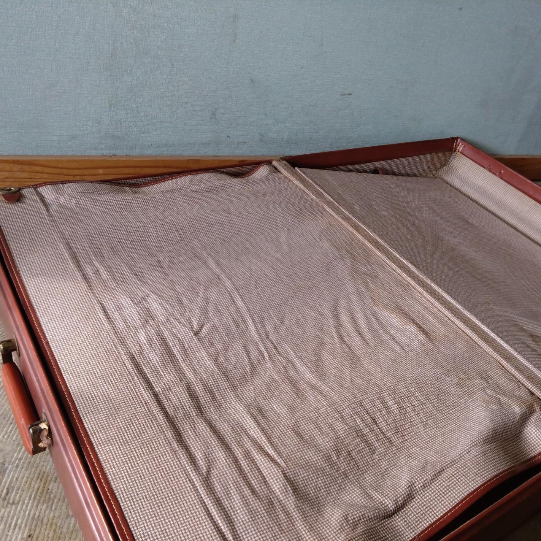 古いトランク　古道具