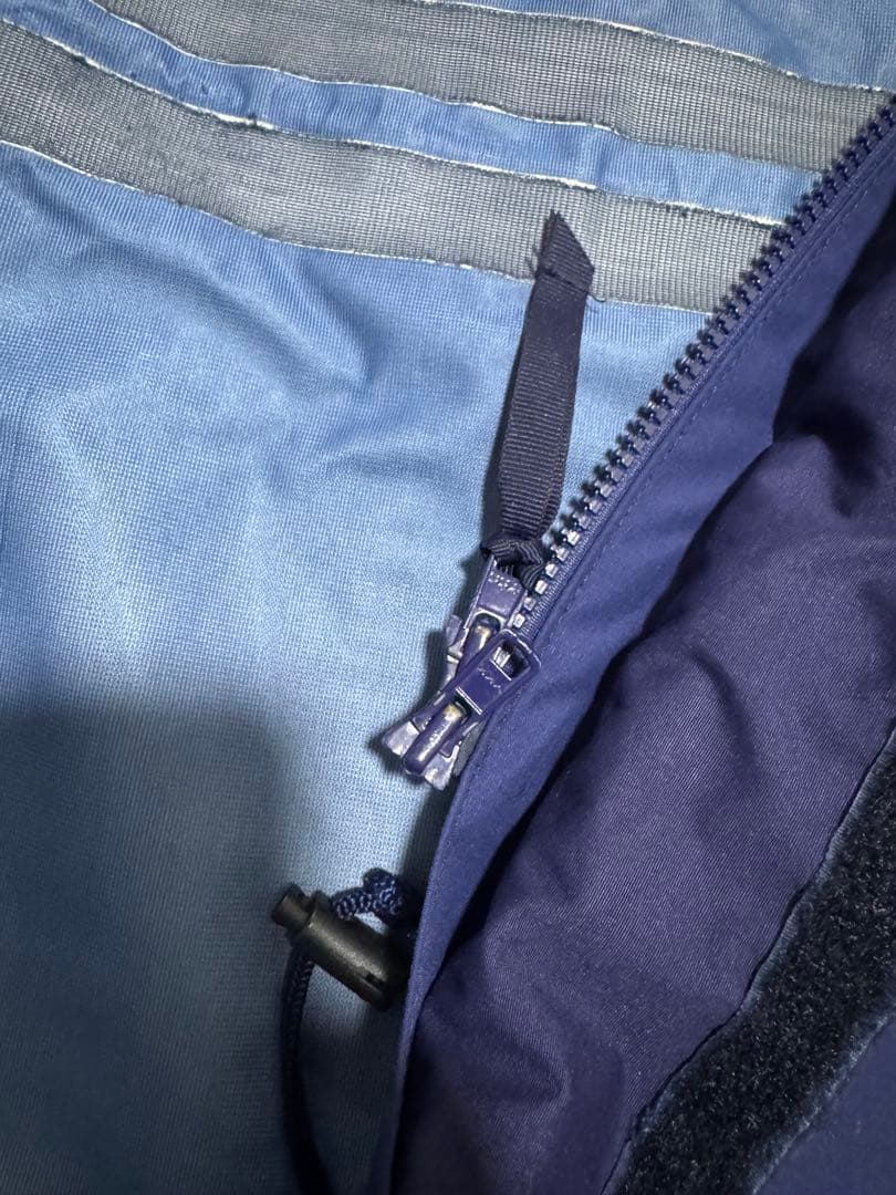 berghaus Lightning Lサイズ　イギリス製