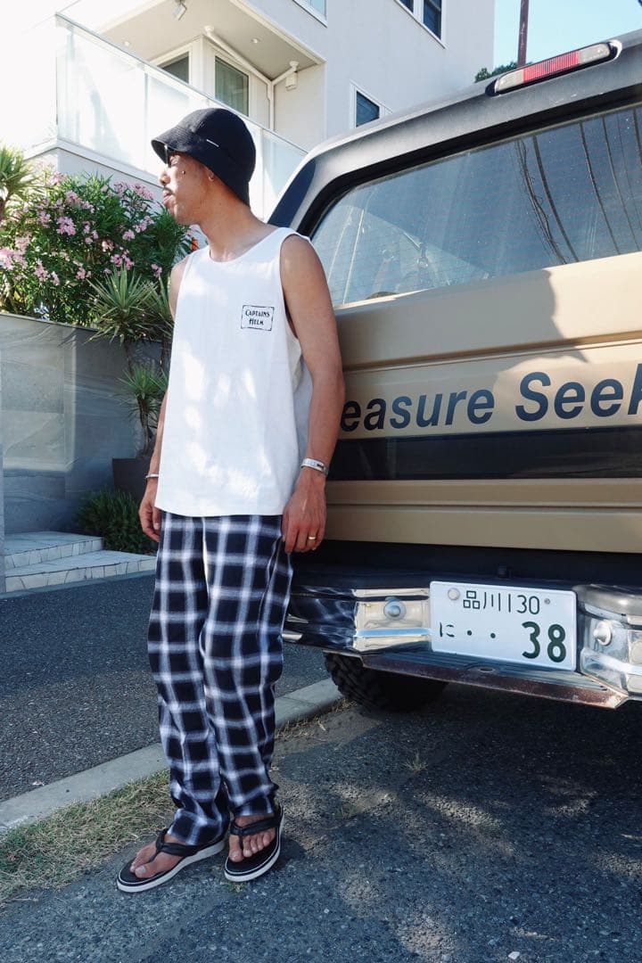 CAPTAINS HELM　#SYL LOGO TANK TOP