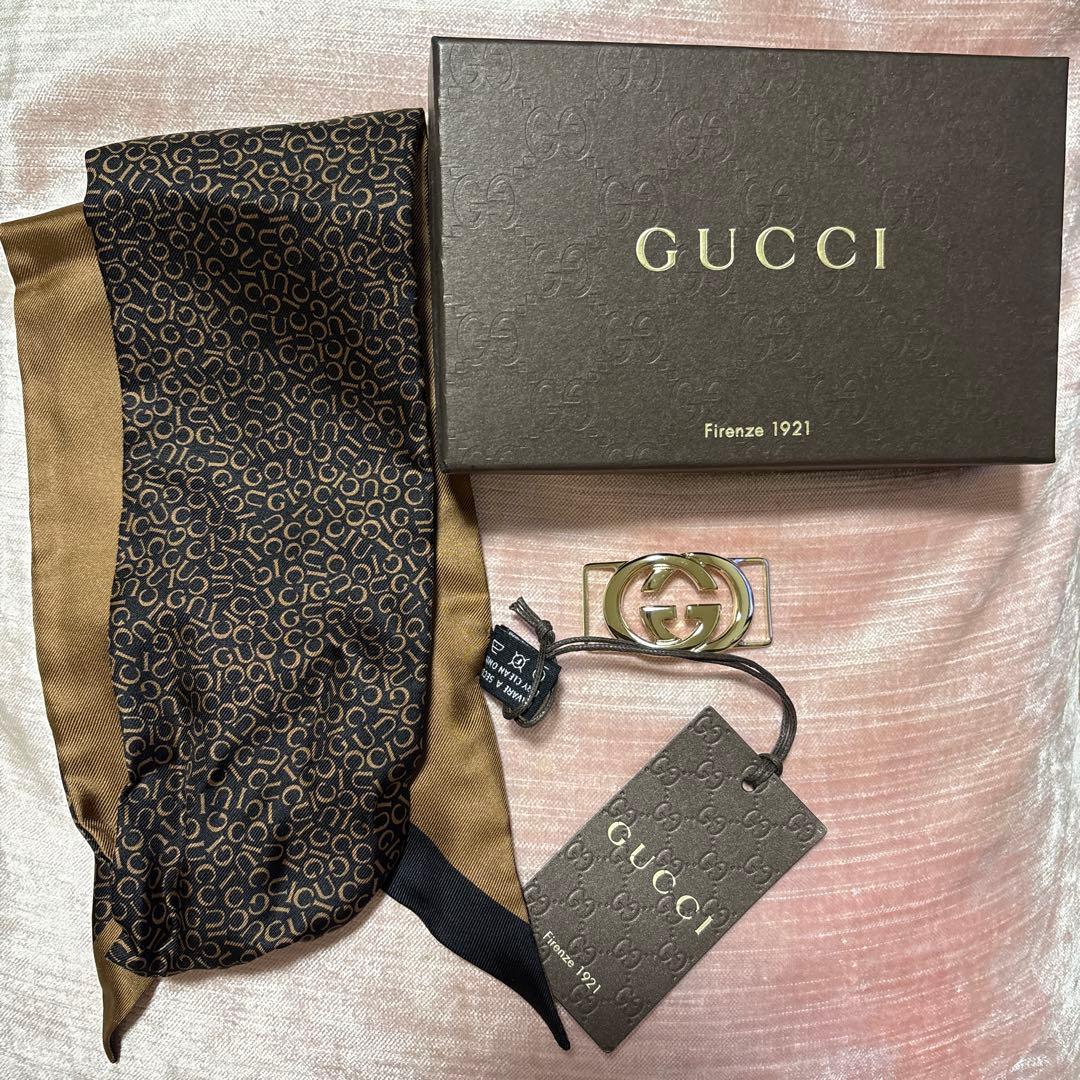 GUCCI ロゴ入りスカーフ ブラウン・ブラック