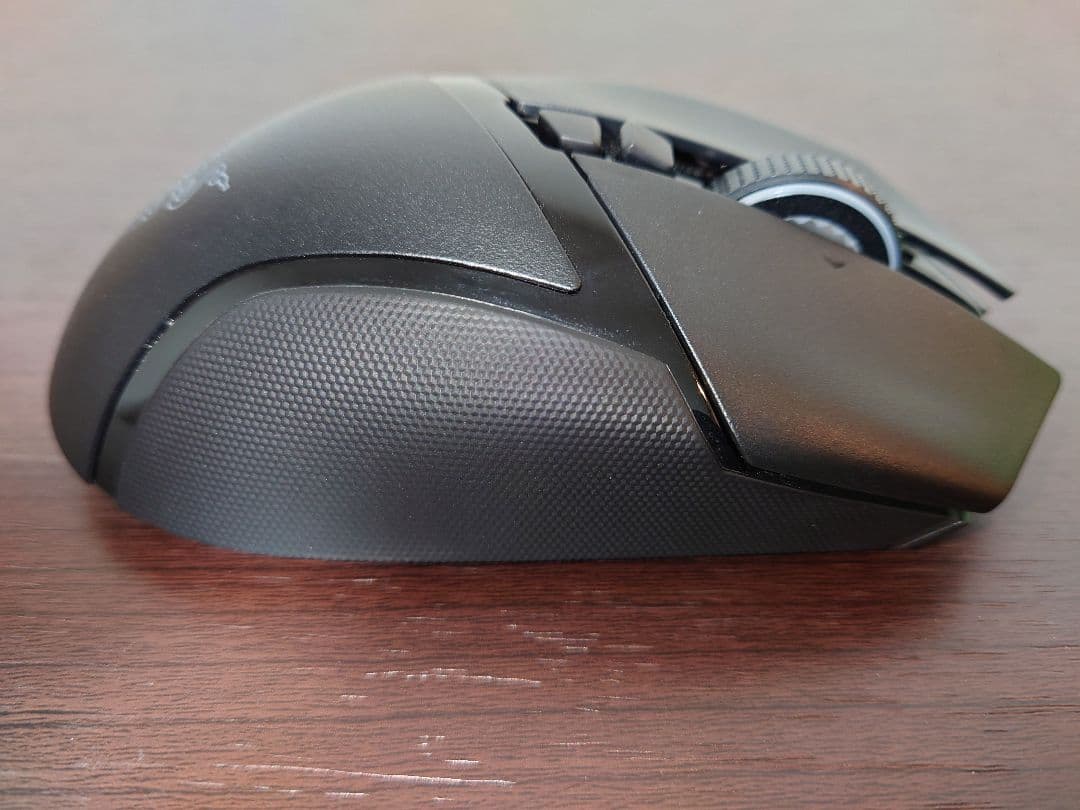 Razer Basilisk V3 Pro ワイヤレスゲーミングマウス
