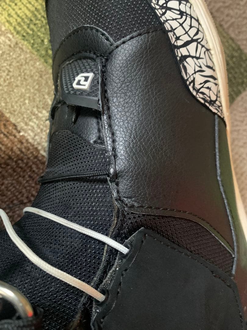 スノーボードブーツ DEELUXE ディーラックス 25.5cm 収納バッグ付き