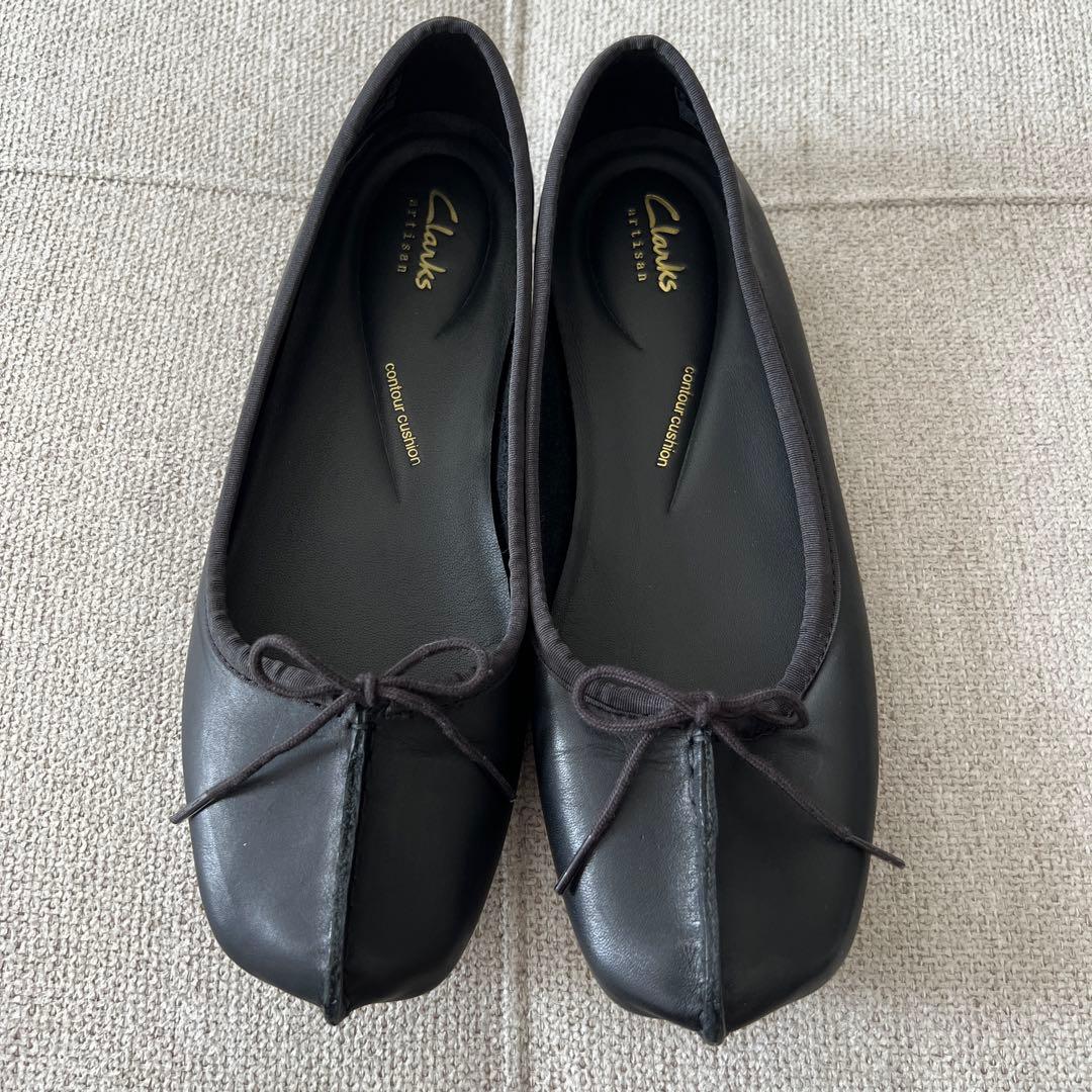 せつ出品【Clarks】