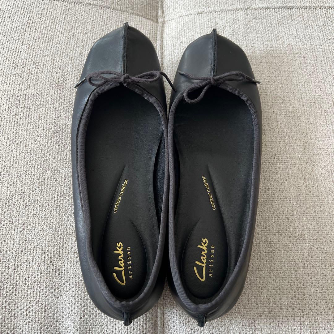 せつ出品【Clarks】
