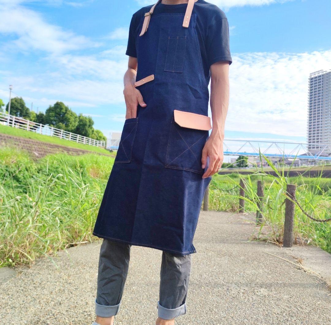 本革レザーとデニムのこだわりワークエプロン 栃木レザーとデニムで経年変化を楽しむ