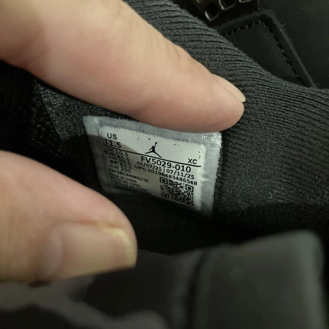 Air Jordan 4 Retro ブラック/キャット 11.5