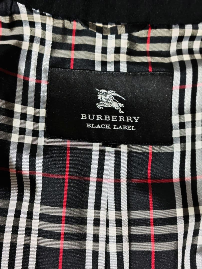 BURBERRY BLACK LABEL 黒トレンチコート