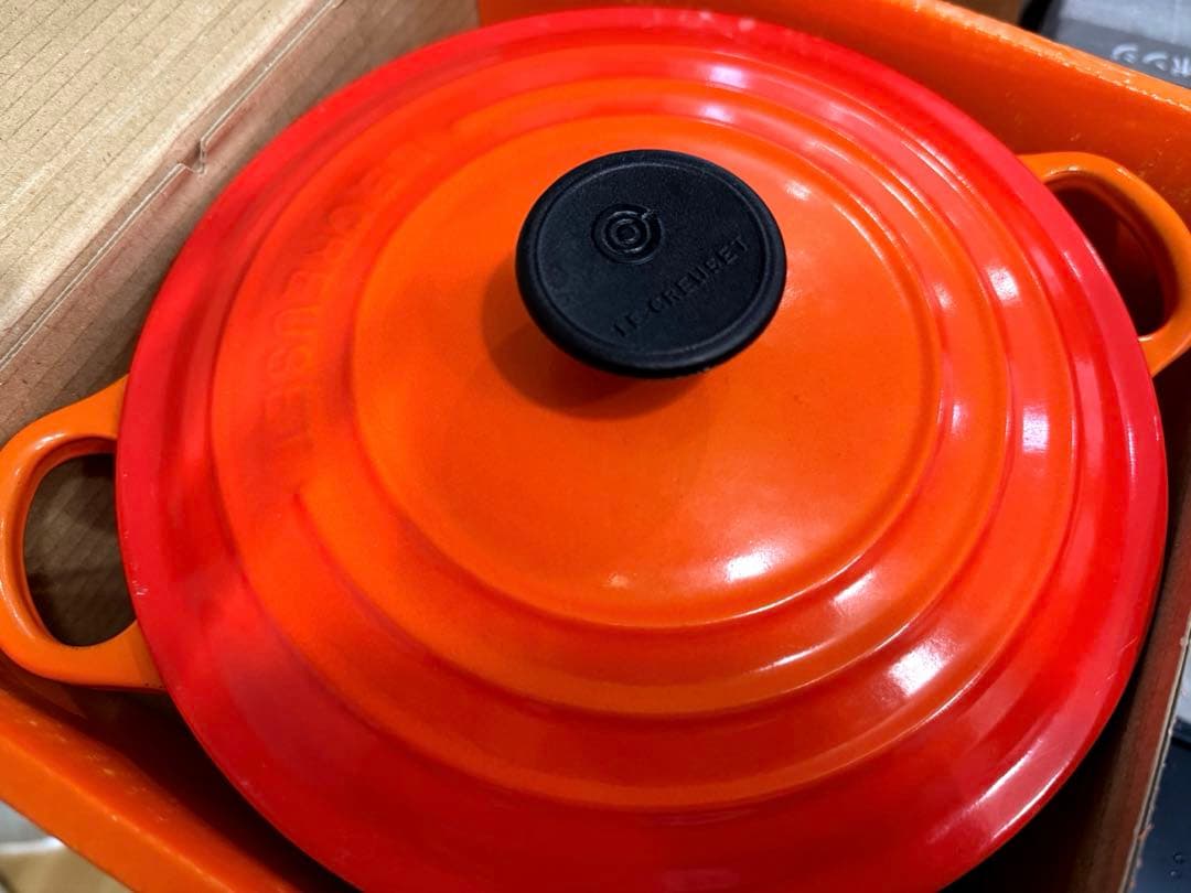 【美品】ル・クルーゼ（Le Creuset） ココットロンド 20cm オレンジ