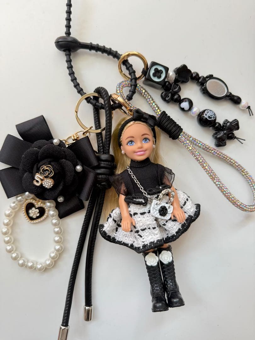 Barbie チャーム　ドールチャーム　バービーキーホルダー　チェルシー人形