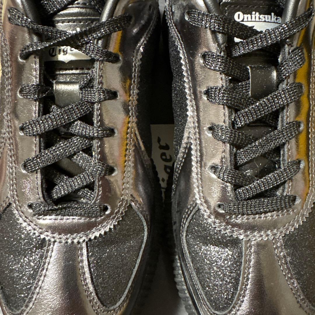 土日お値下げ！Onitsuka Tiger DELECITY HOLIDAY