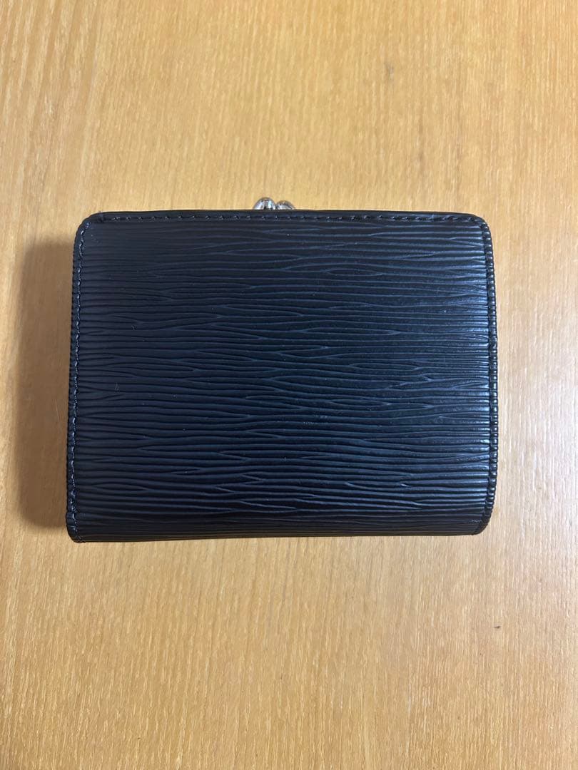 ヴィヴィアン二つ折り財布　ブラック