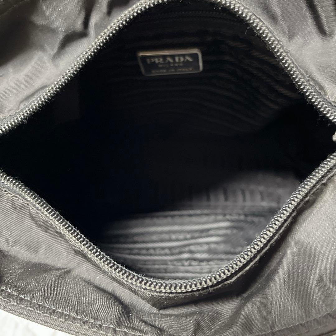美品✨PRADA プラダ　ナイロン トートバッグ 三角プレート 黒　肩掛け
