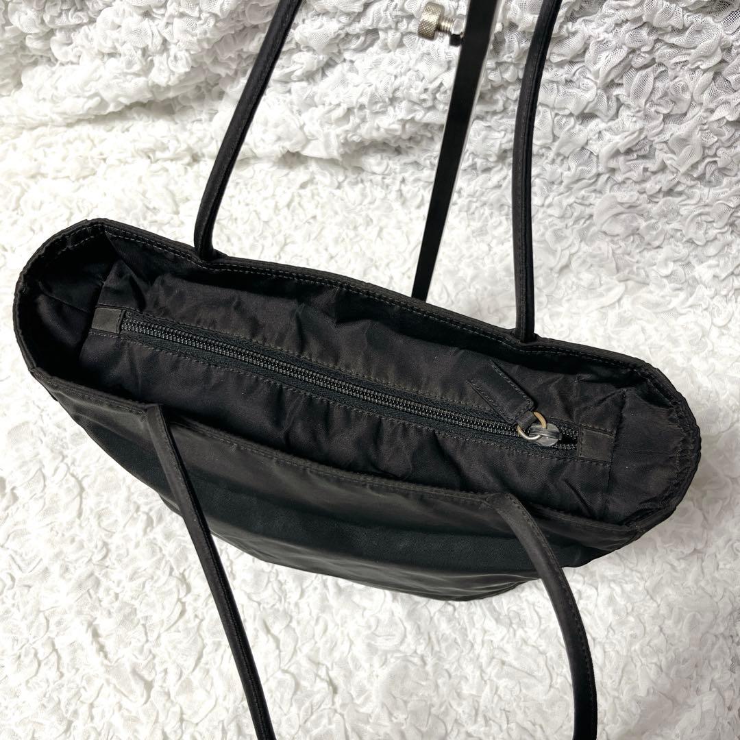 美品✨PRADA プラダ　ナイロン トートバッグ 三角プレート 黒　肩掛け