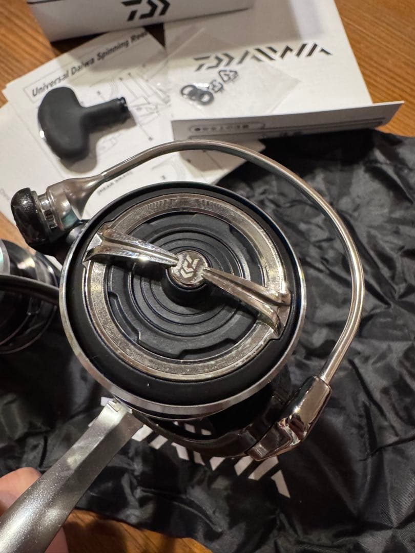 DAIWA CALDIA LT 4000-CXH スピニングリール