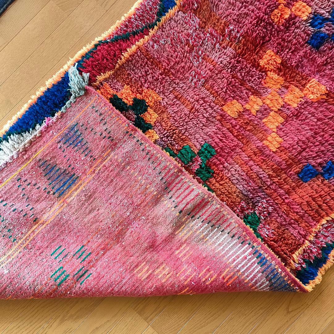 ヴィンテージ モロッコ製 アシンメトリーデザインラグ 195×103cm