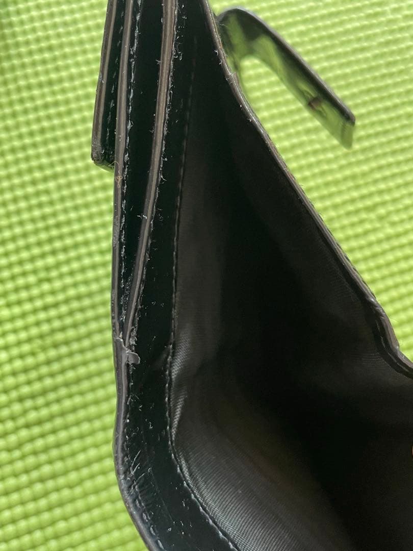 PRADA 財布　ヴィンテージ　ブラック　牛革　コンパクト財布　プラダ