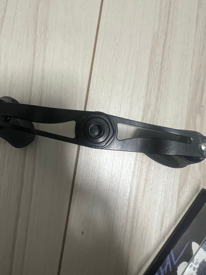 バリアル100 ブラック　フラットノブ＆純正ノブ　シマノ左巻きナット付き