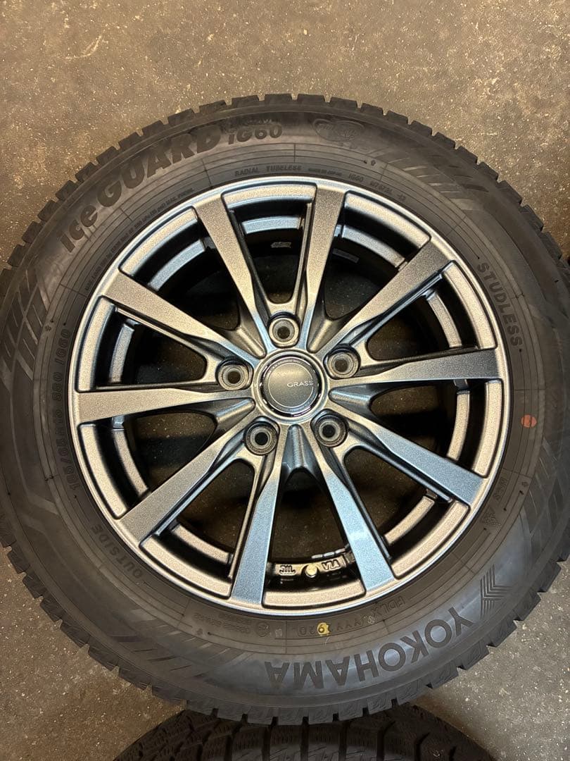 新型フリードに❗️185/65R15スタッドレスセット❗️