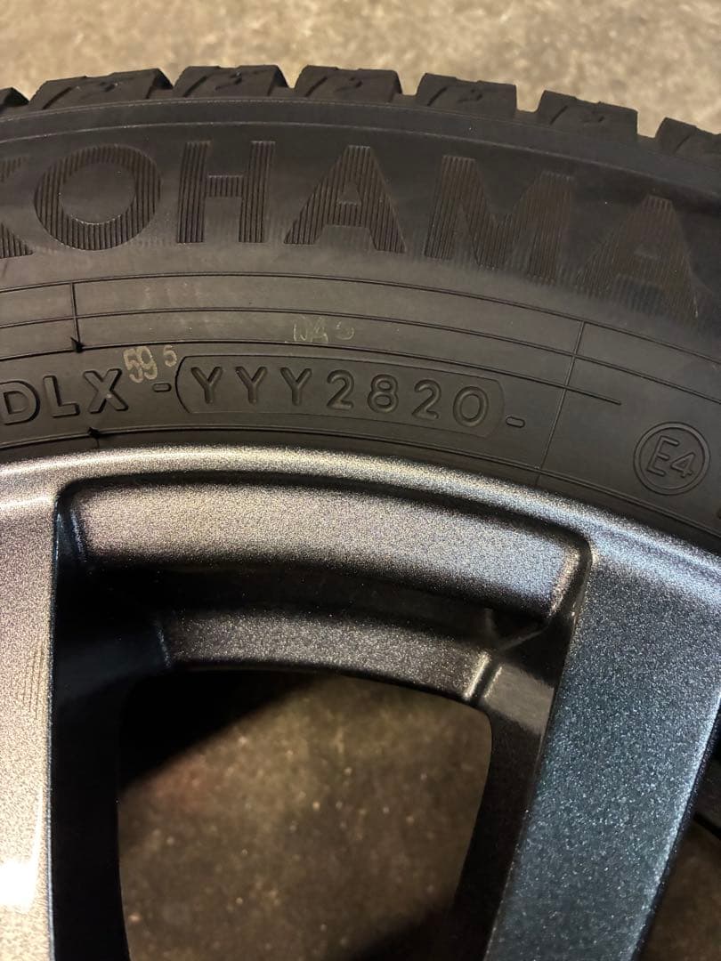 新型フリードに❗️185/65R15スタッドレスセット❗️