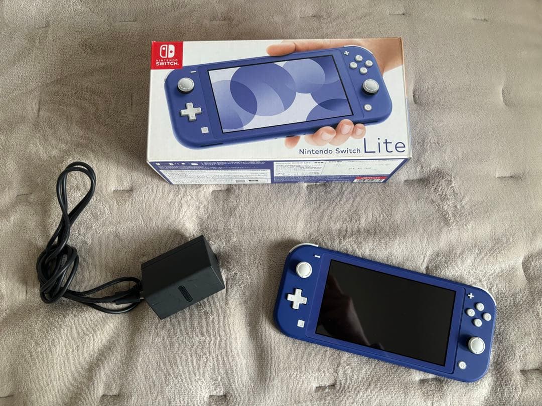 【Nintendo】 Switch Lite ブルー 本体
