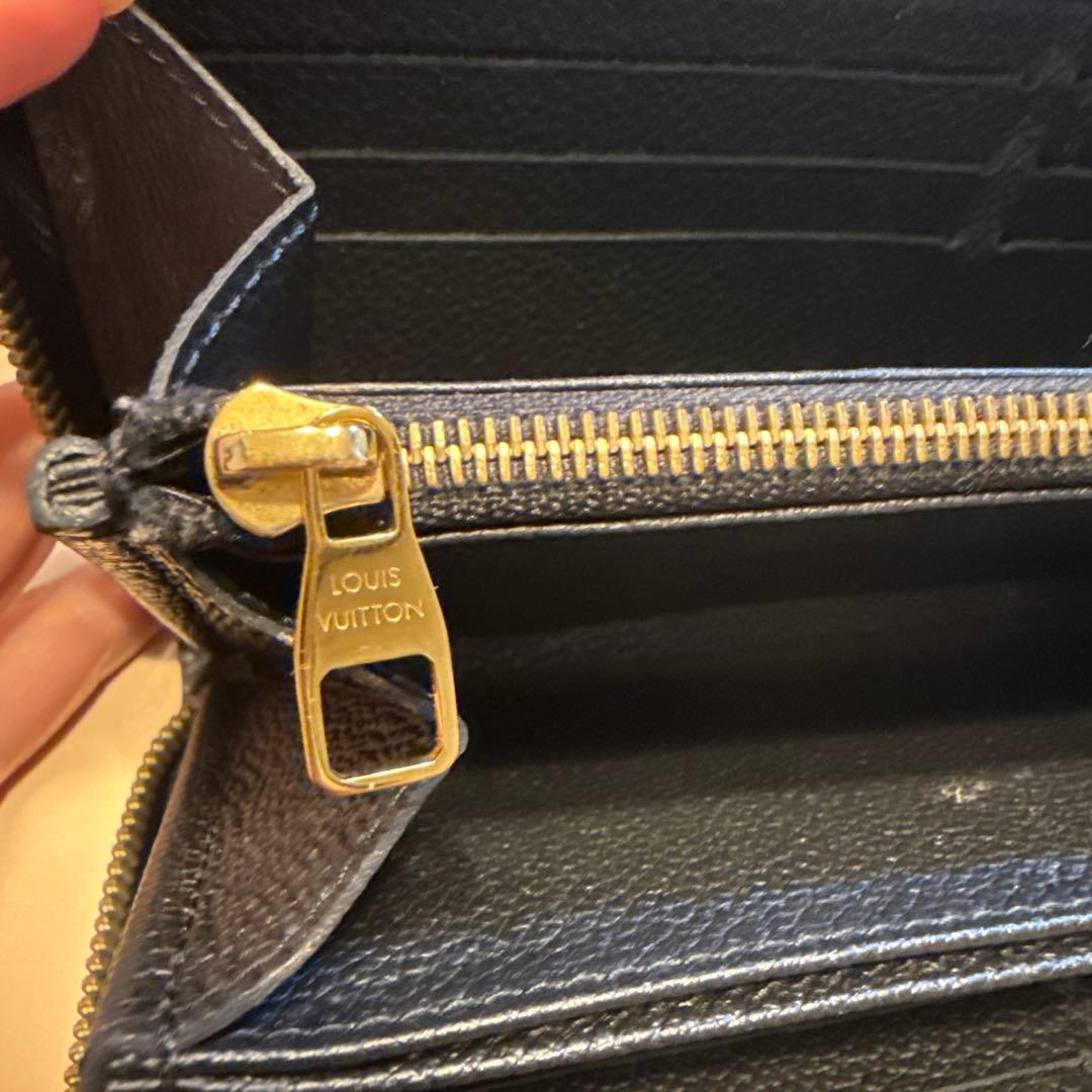 レザー長財布　LOUIS VUITTON ブラック