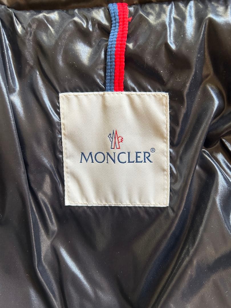 Moncler ダークブラウン ダウンジャケット　サイズ0