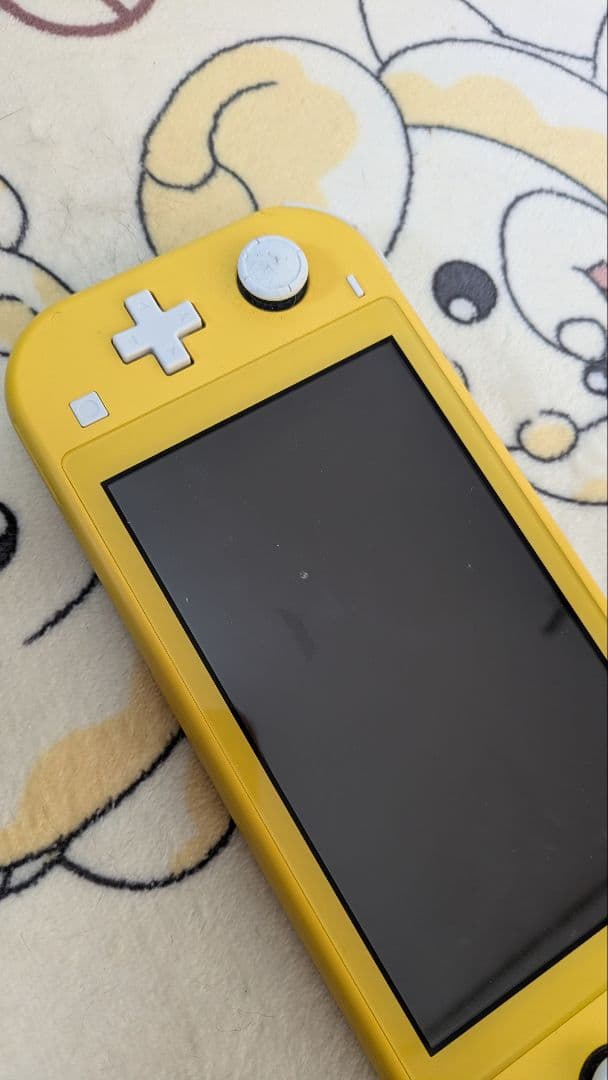 Nintendo Switch Lite イエロー 【傷あり】